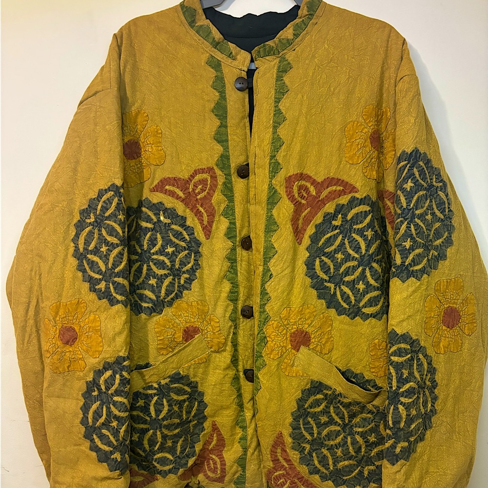 Unique vintage unbranded thick jacket no size marked appears oversized-xl- 2XL
